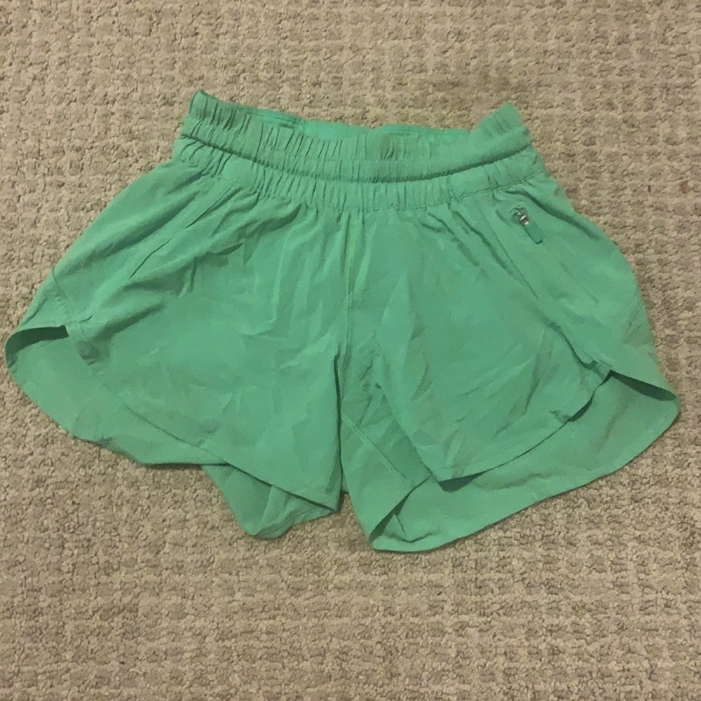 Lululemon hotty hot shorts, size 4